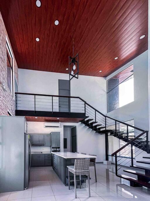 فيلا Hector House أوفيتا المظهر الخارجي الصورة