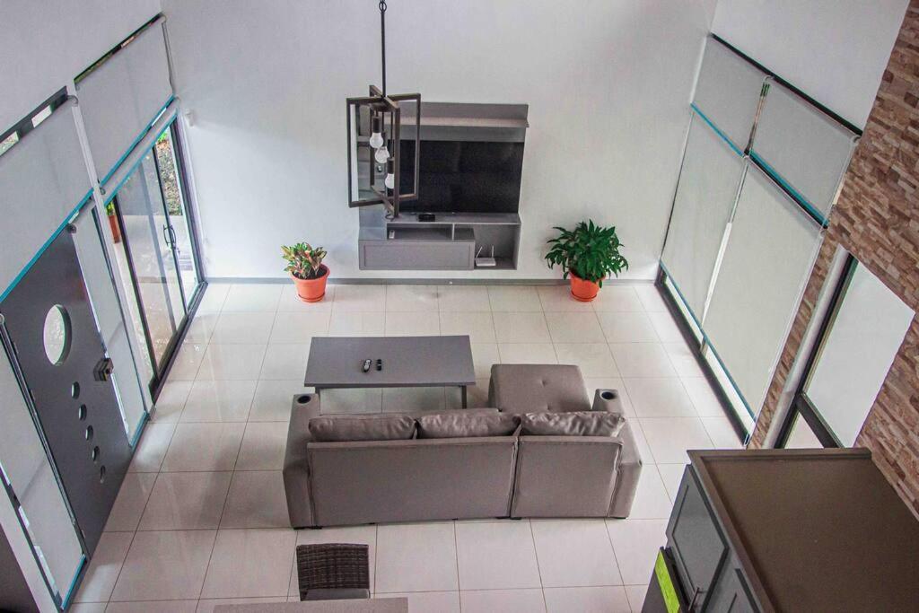 فيلا Hector House أوفيتا المظهر الخارجي الصورة