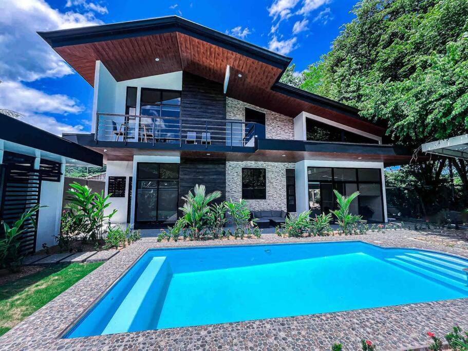 فيلا Hector House أوفيتا المظهر الخارجي الصورة