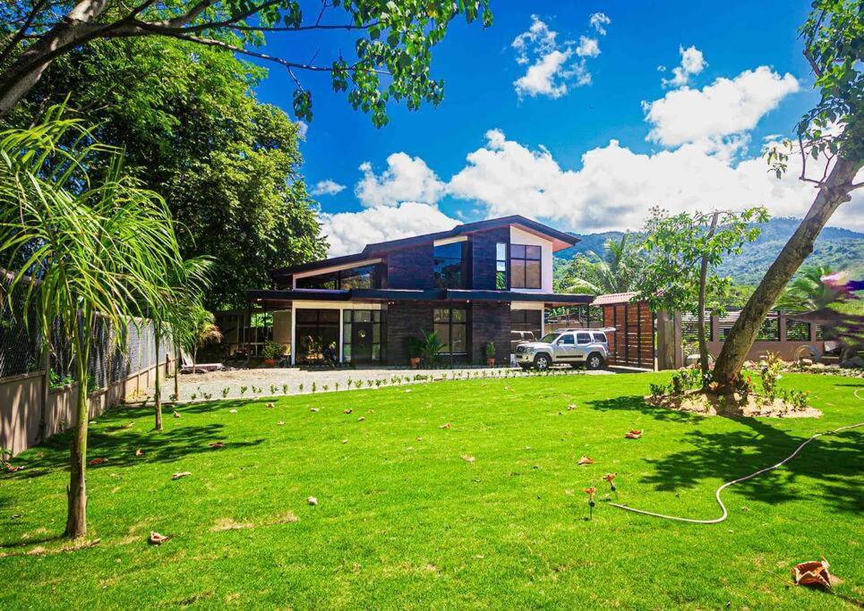 فيلا Hector House أوفيتا المظهر الخارجي الصورة